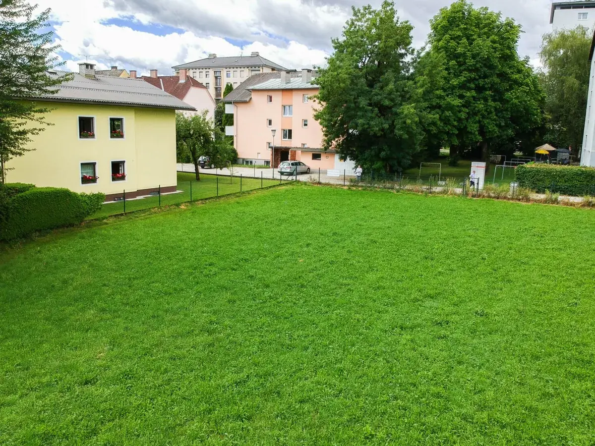 Unbebautes Baugrundstück in Klagenfurt – sonnige, ebene Lage